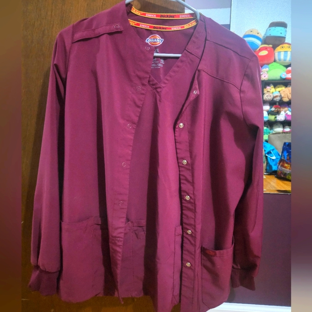 Dickies Women's Stretch Essentials Burgundy Scrub Jacket & Matching V-neck Top